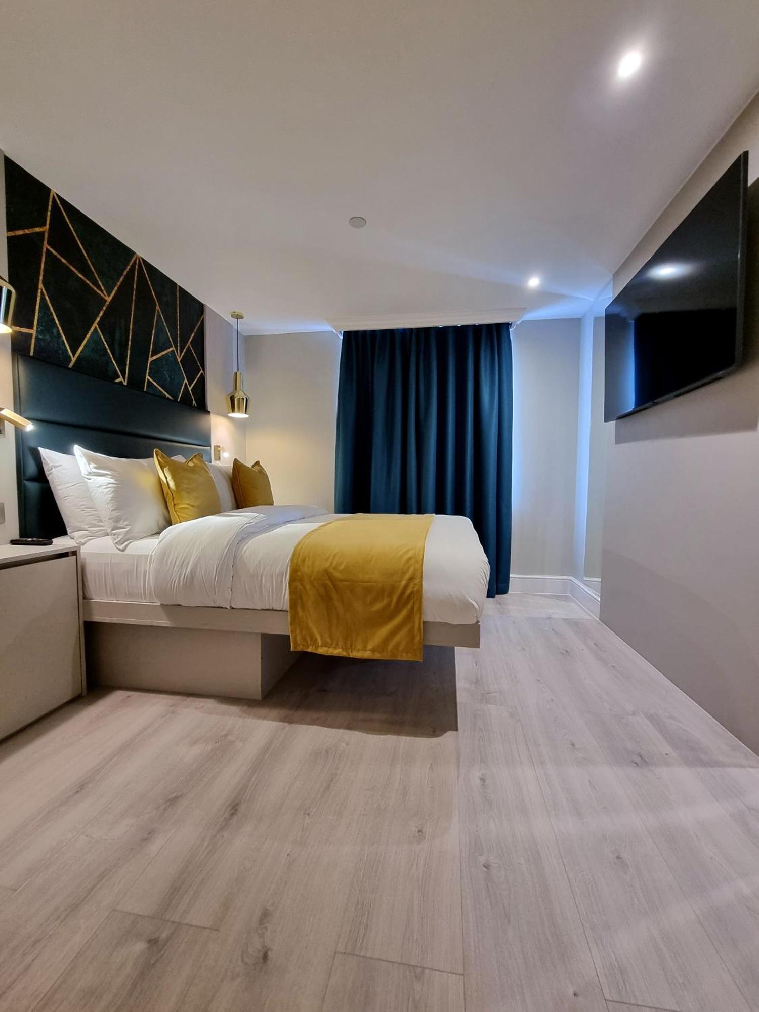West Brompton Studios Лондон Экстерьер фото