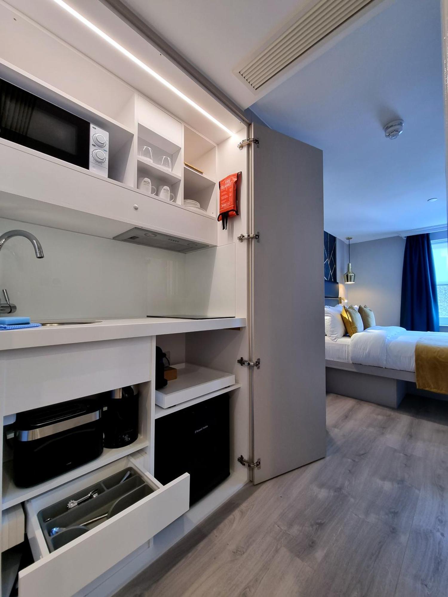 West Brompton Studios Лондон Экстерьер фото