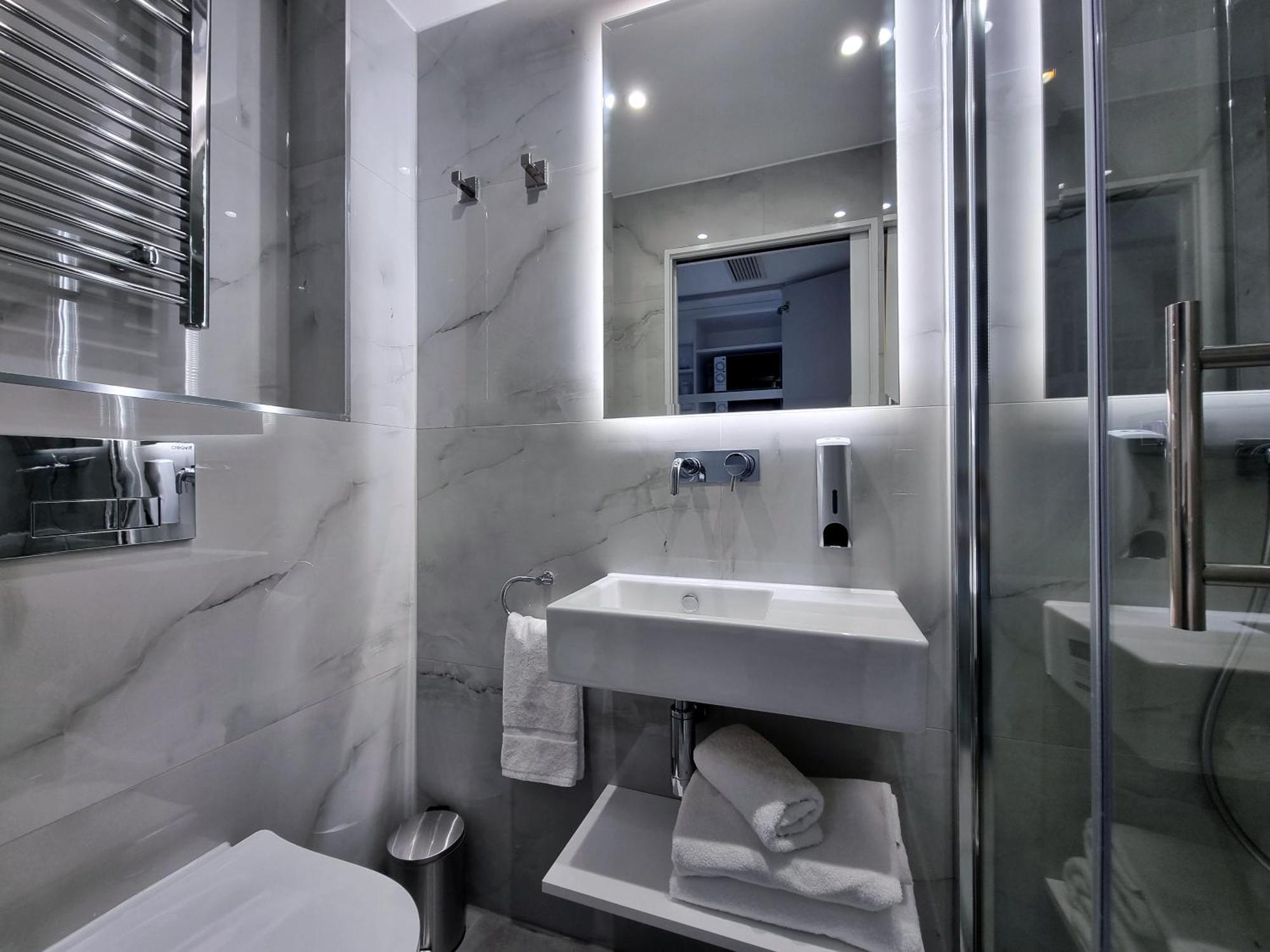 West Brompton Studios Лондон Экстерьер фото